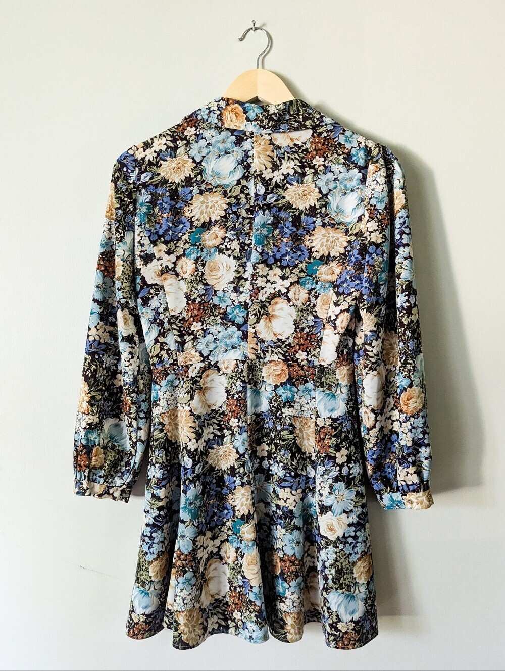 Zara Floral Button Down Dress - Picture 2 of 4